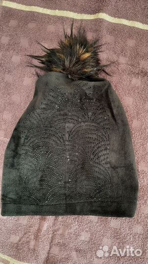 Женская шапка