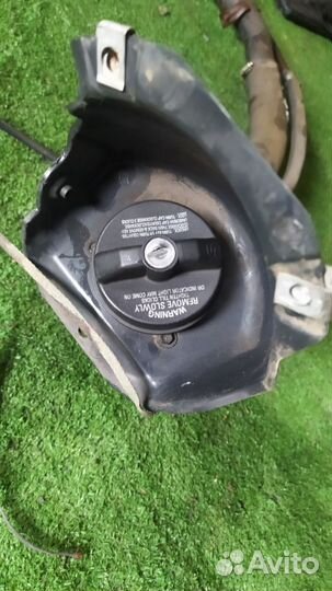 Горловина топливного бака Cadillac Escalade