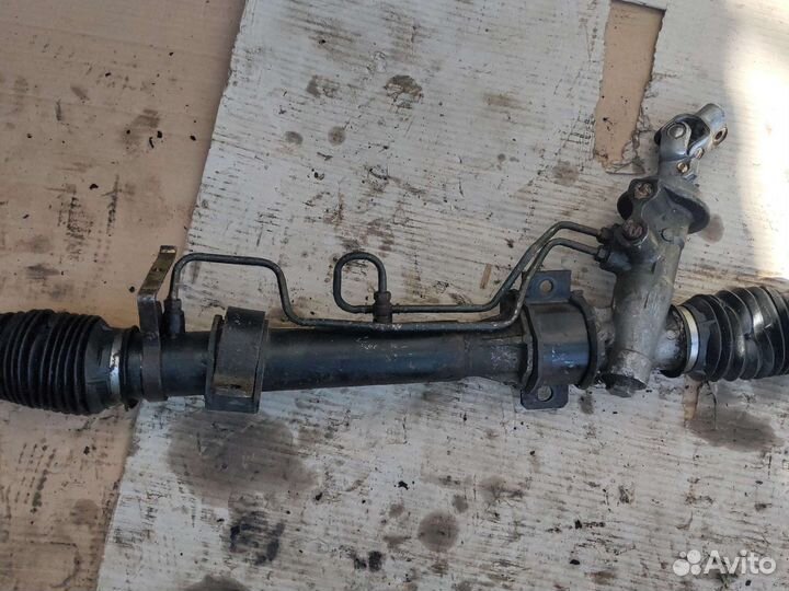 Рулевая рейка на Kia Clarus