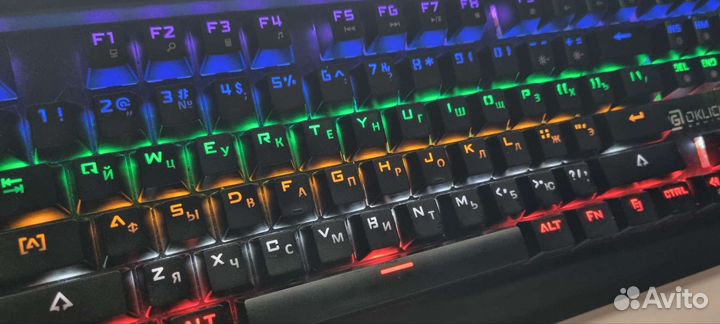 Игровая клавиатура с подсветкой