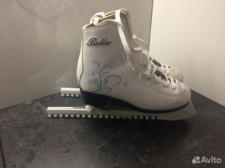 Продам коньки