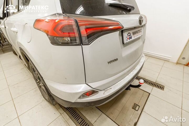 Фаркоп Тойота Рав 4 с 13- I Трйлер