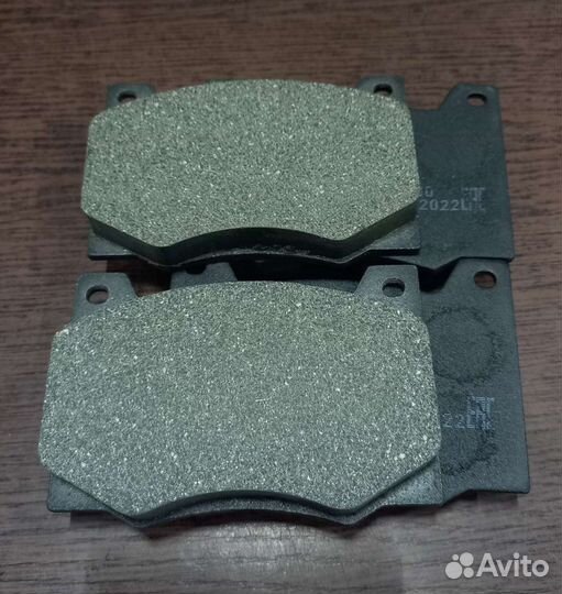 Колодки тормозные передние Москвич 2140