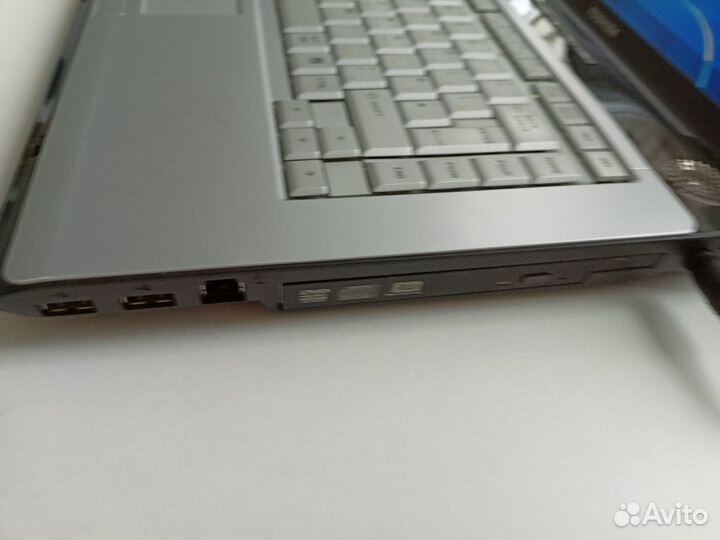 Toshiba Satellite A200 Core2Duo/4Gb озу/128Gb SSD