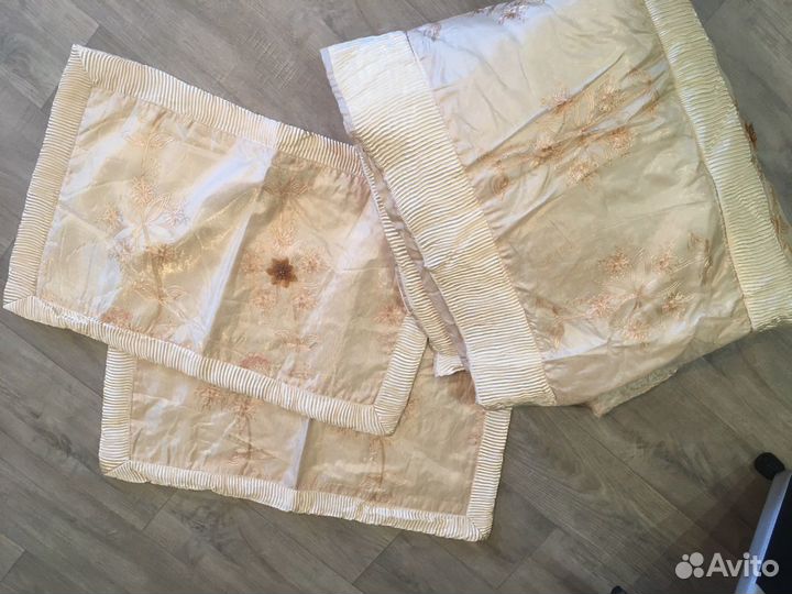 Комплект (плед и две наволочки)