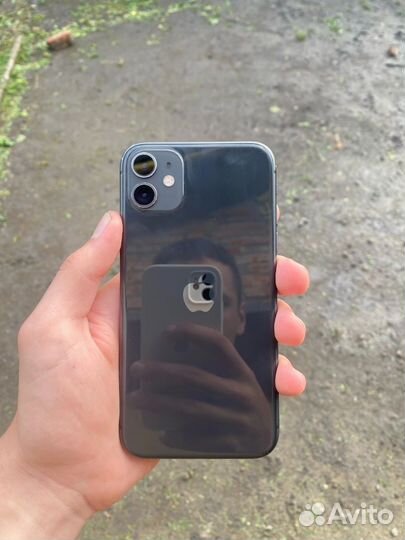 iPhone 11, 64 ГБ