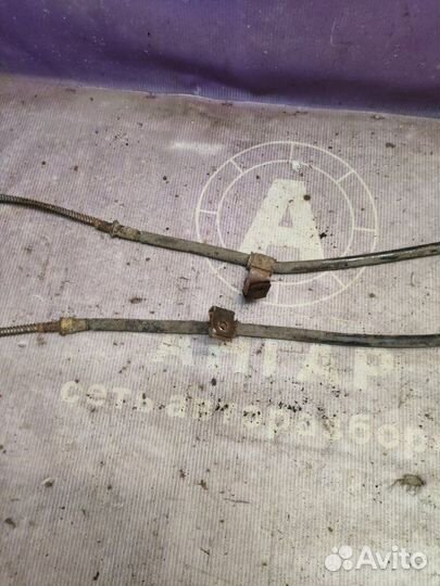 Трос стояночного тормоза Mitsubishi Outlander Xl