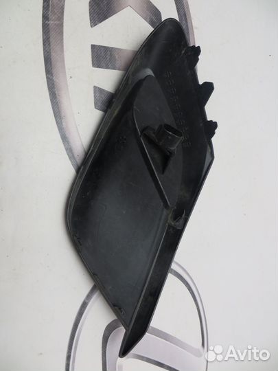 Накладка левой птф Mazda 3 BM