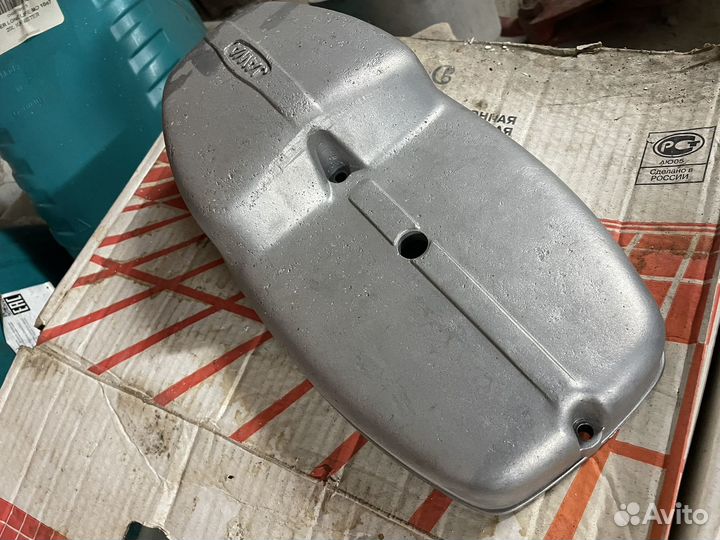 Крышка картера ява