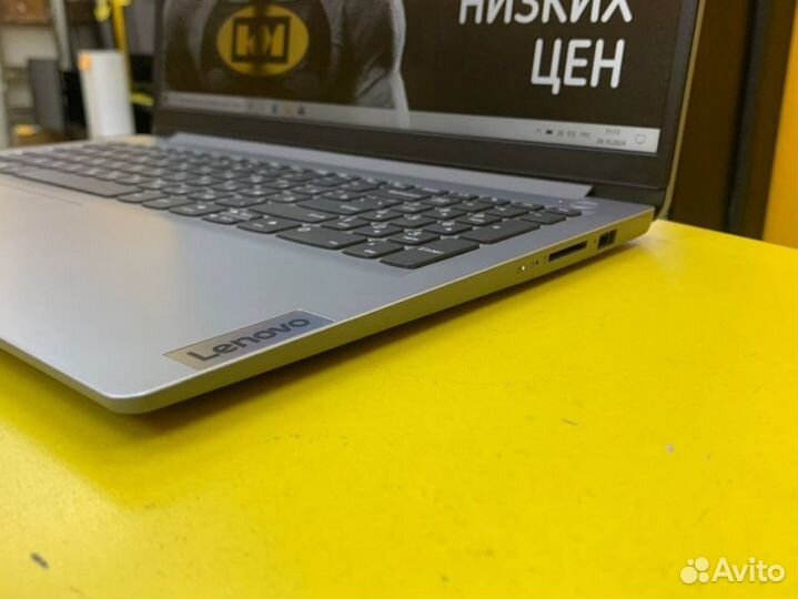 15.6 Ноутбук Lenovo IdeaPad 1 на Intel Celeron N4020