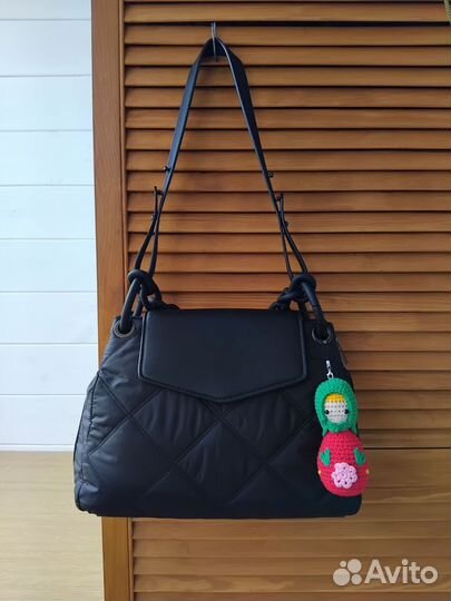 Брелок матрешка, вязаная матрешка