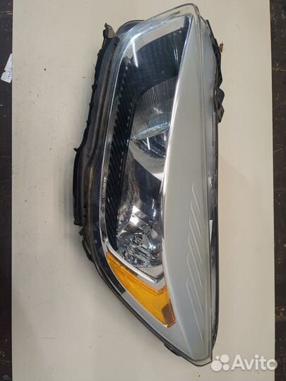 Фара (передняя) Ford Escape 2015, 2018