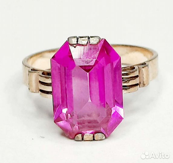 Перстень с ярко-розовым камнем. Серебро 875пр