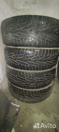 Kumho I'Zen KW31 215/65 R16