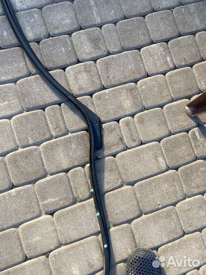 Уплотнитель двери передний левый kia rio 3