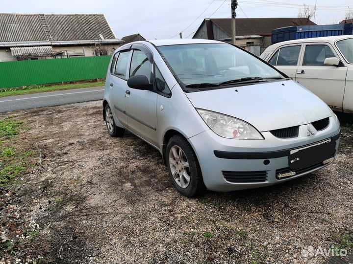 Стойки на mitsubishi colt z30