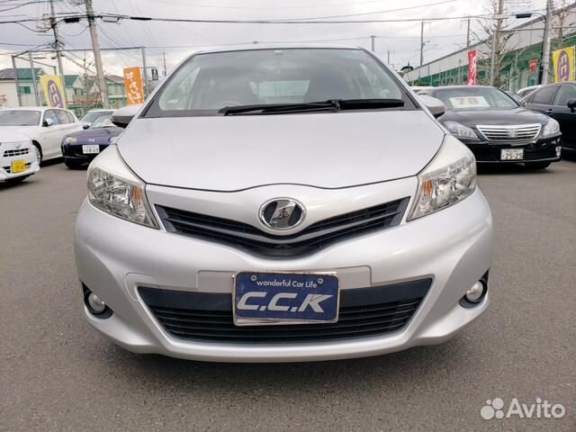 Toyota Vitz 1.0 CVT, 2013, 47 000 км