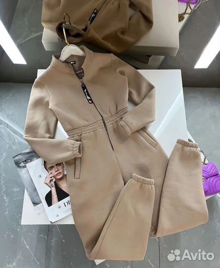 Комбинезон женский утепленный