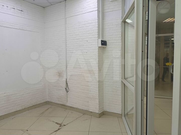 Помещение свободного назначения, 13.9 м²