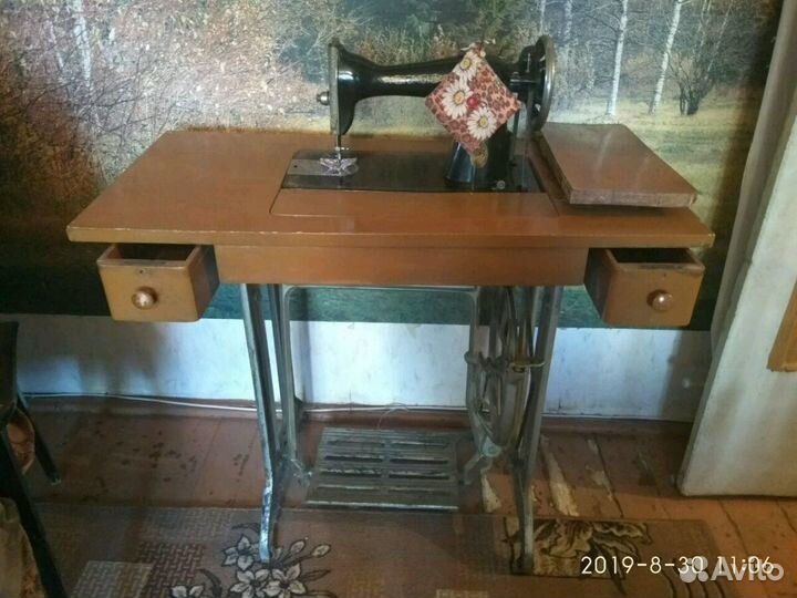 Швейная машинка