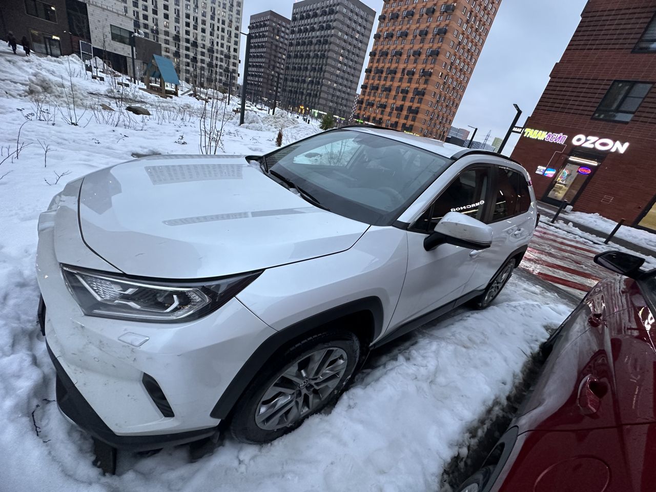 Toyota RAV4: фото владельца