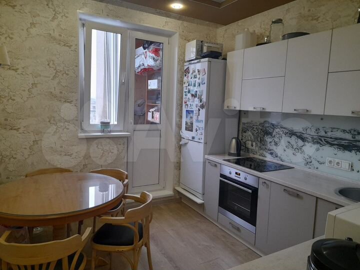 2-к. квартира, 57 м², 7/9 эт.