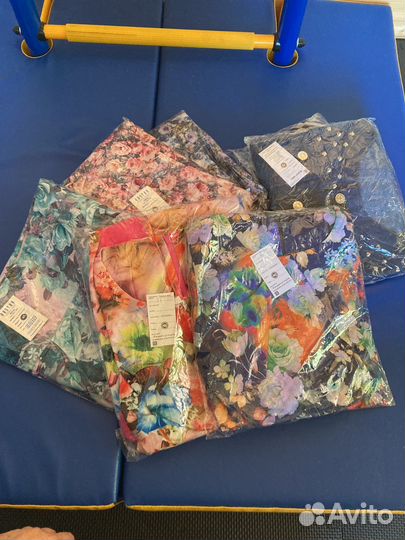 Пакет новой одежды