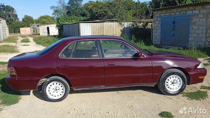 Toyota Camry 1.8 AT, 1993, 425 000 км