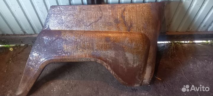 Заднее левое крыло УАЗ