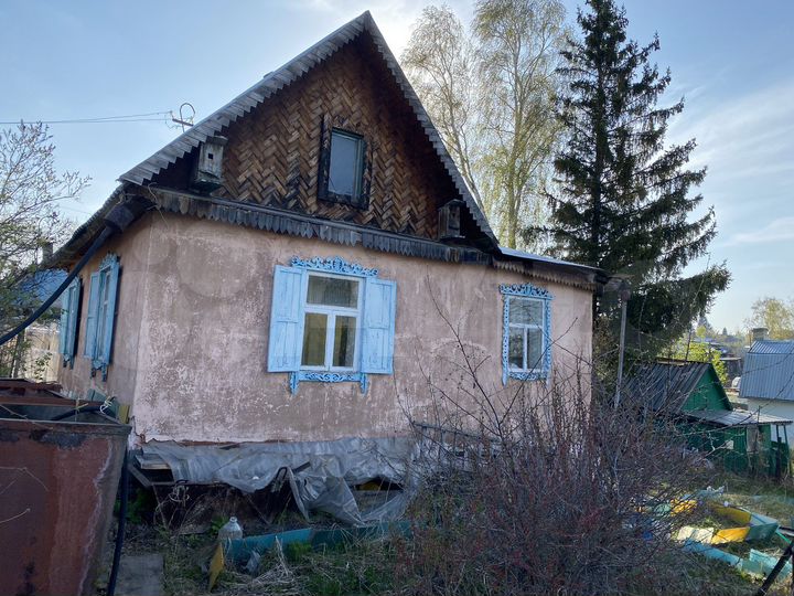 Дача 50 м² на участке 8 сот.
