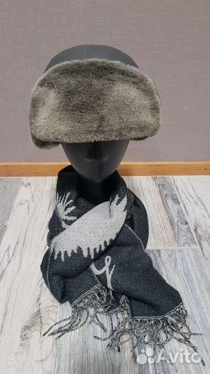 Шапка-ушанка женская, кожаная