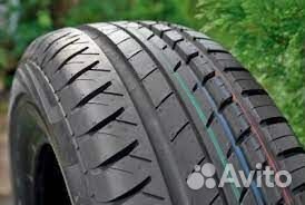 Viatti Strada Asimmetrico V-130 215/55 R17 94V