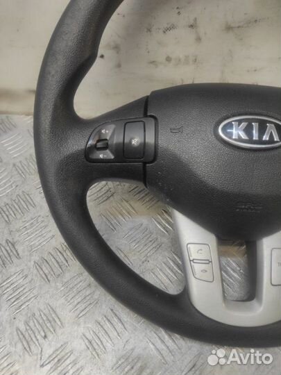 Руль Kia Ceed хэтчбэк 5 дв. 1.4 2010