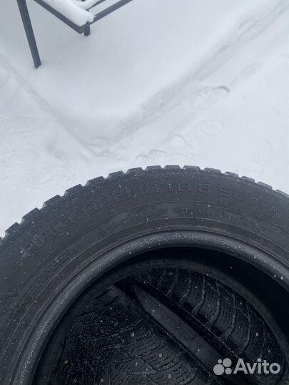 Nokian Tyres Hakkapeliitta 8 SUV 215/65 R16 102T