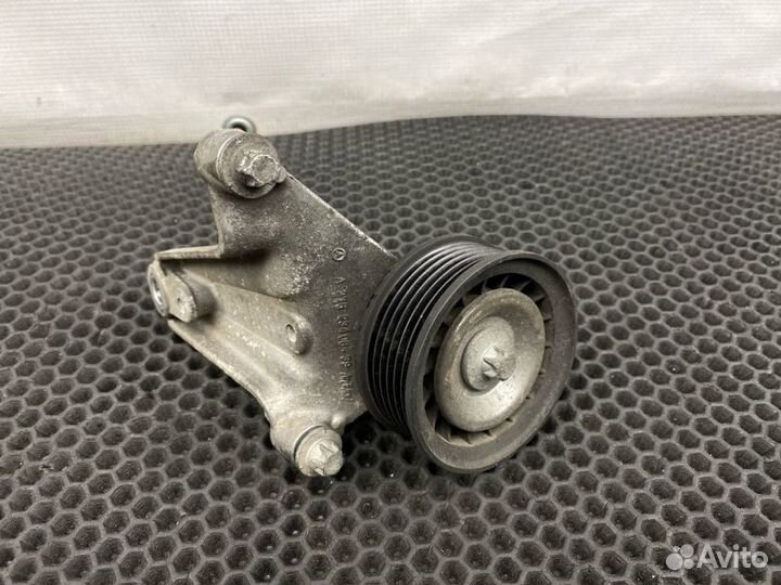 Ролик натяжной Mercedes-Benz E-Class W212 276.952