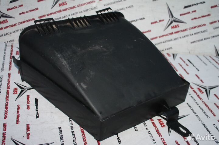 Корпус фильтра салона w211 Mercedes