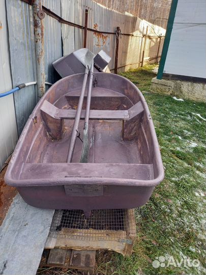 Лодка,пластик