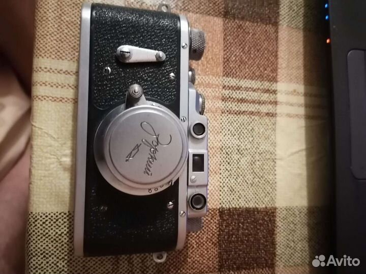 Плёночный фотоаппарат Зоркий-2 с коробкой