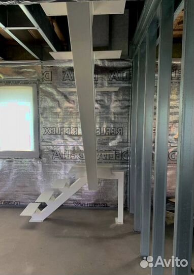 Металлокаркас для лестницы 