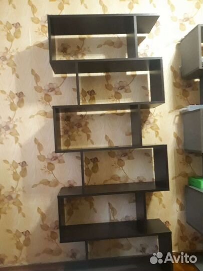 Книжная полка напольная