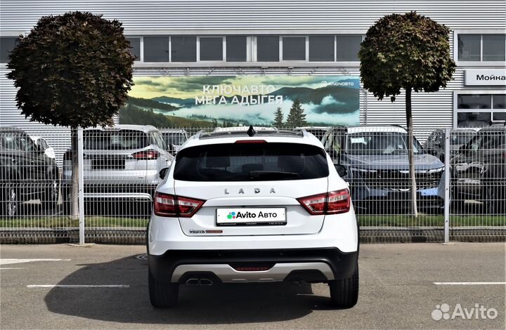 LADA Vesta Cross 1.6 CVT, 2022, 35 000 км