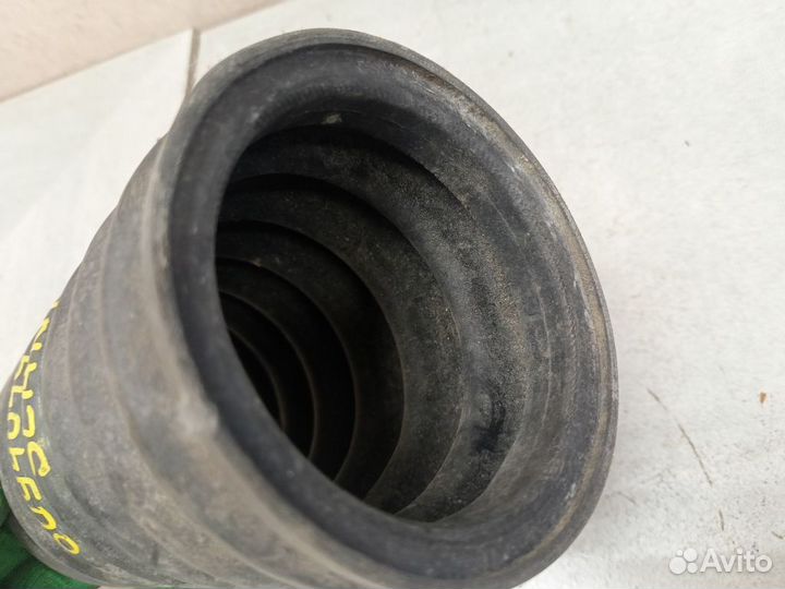 Патрубок интеркулера