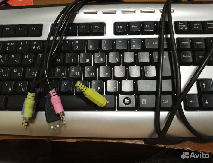 Клавиатуры проводные новые и бу logitech, mitsumi