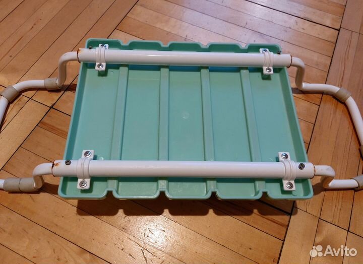 Сиденье для ванны