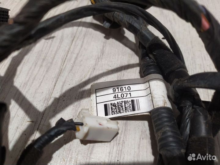 Проводка двери коса Hyundai solaris Прав