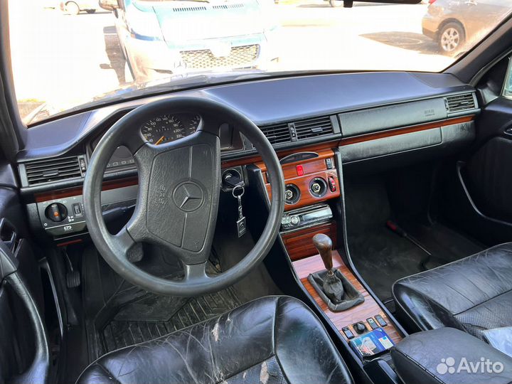 Mercedes-Benz E-класс 2.0 МТ, 1995, 500 000 км