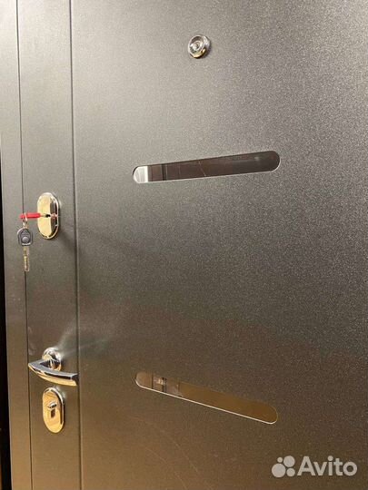 Дверь металлическая