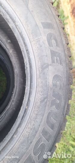 Bridgestone Ice Cruiser 7000 225/60 R17