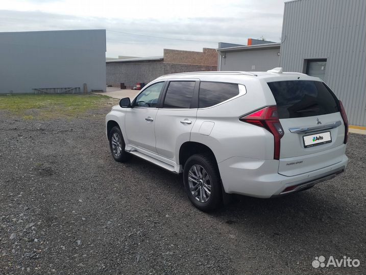 Mitsubishi Pajero Sport 2.4 AT, 2021, битый, 35 767 км