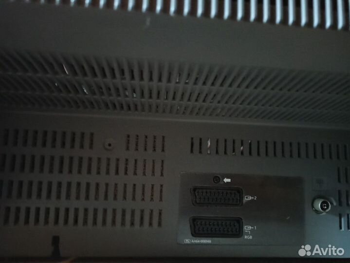 Телевизор Samsuhg 72 см